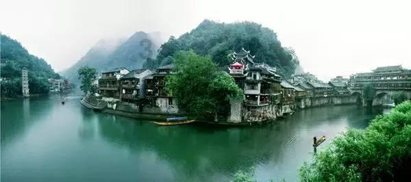 威海代表团审议省政府工作报告时表示 统一思想 凝聚共识 为推进中国式现代化山东实践作出更大贡献